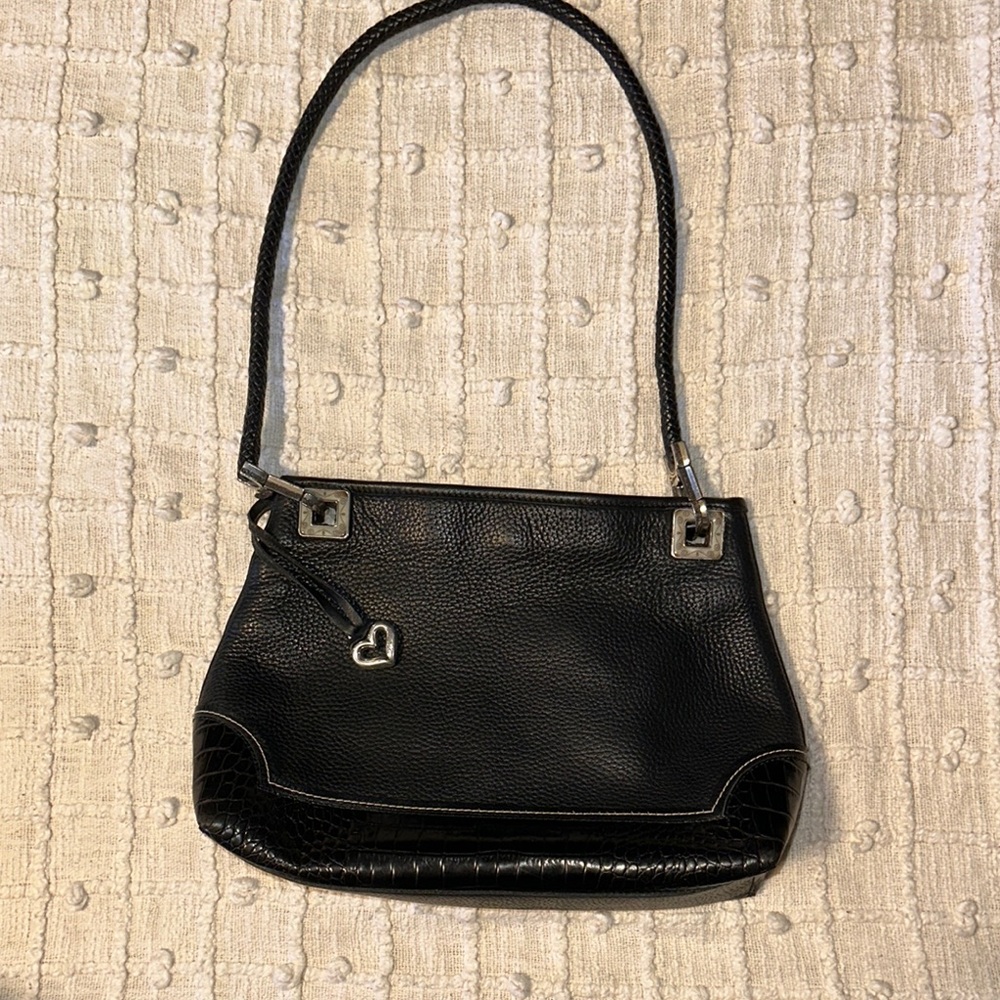 Elegant Black Leather Shoulder Bag